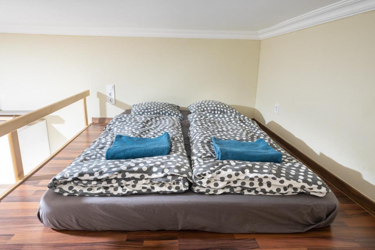 Apartamento Cozy & Quiet Near Kiraly Street Free Parking, Ac, Perfect For 4 Guests! *